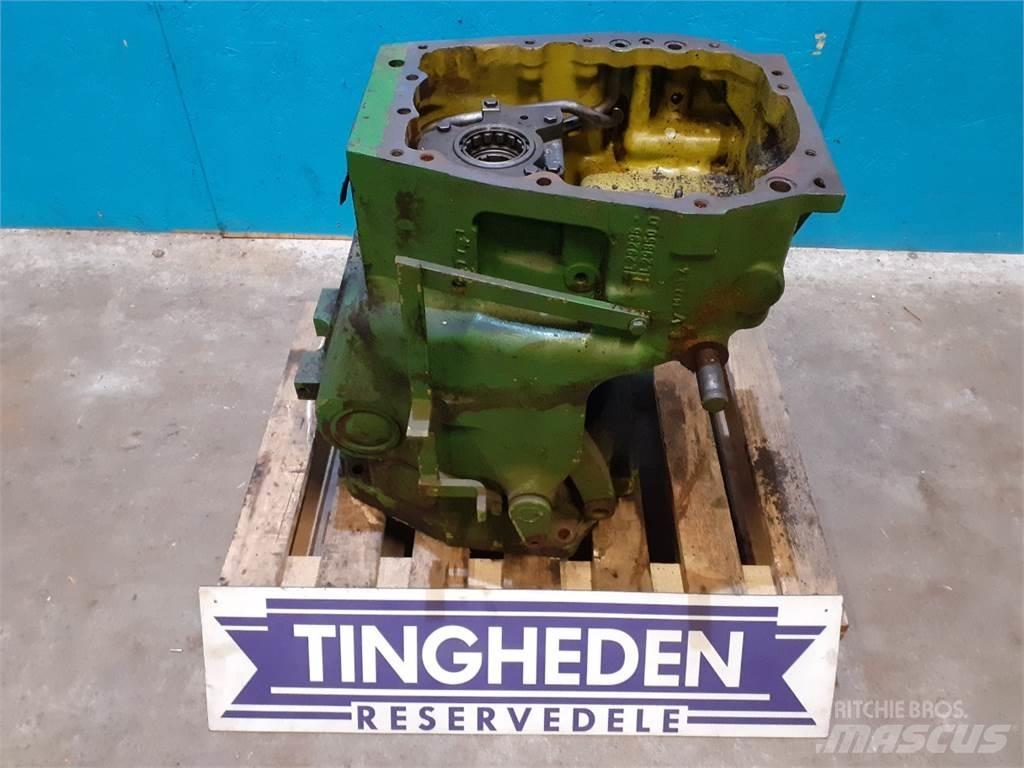 John Deere  Transmissão