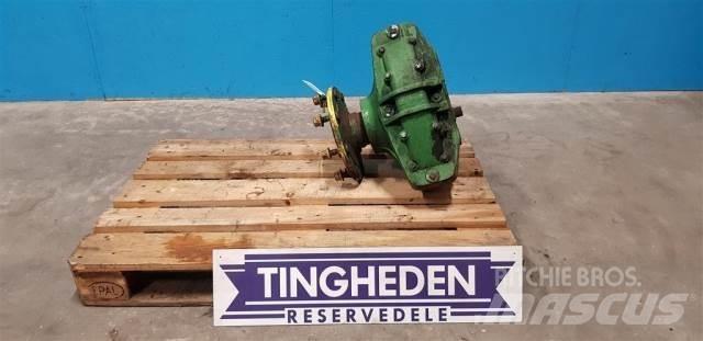 John Deere 1065 Acessórios de ceifeiras debulhadoras