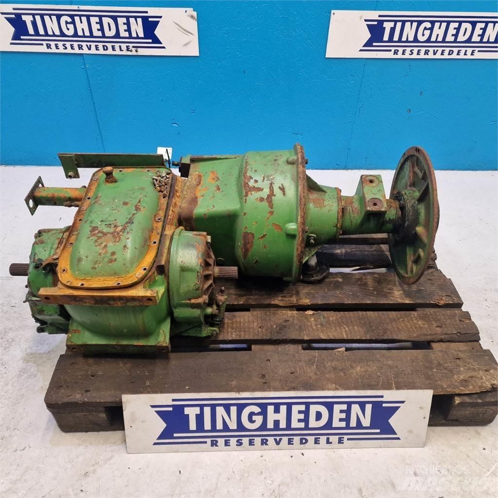 John Deere 1065 Transmissão