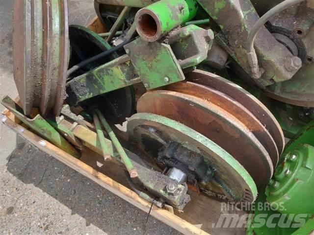 John Deere 1075 Agricultura - Outros
