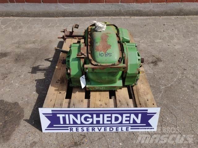 John Deere 1085 Transmissão