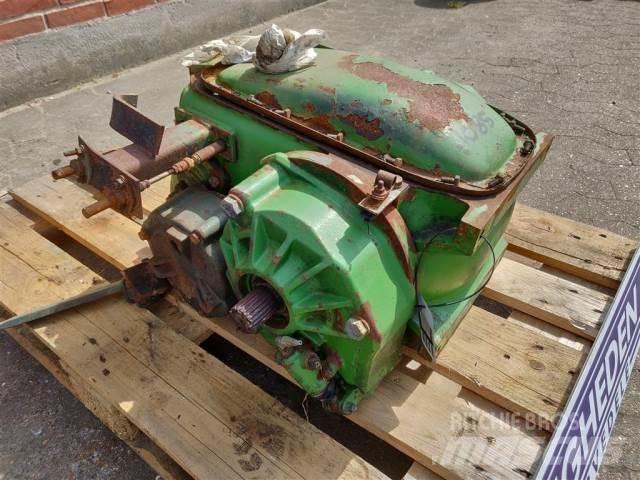 John Deere 1085 Transmissão