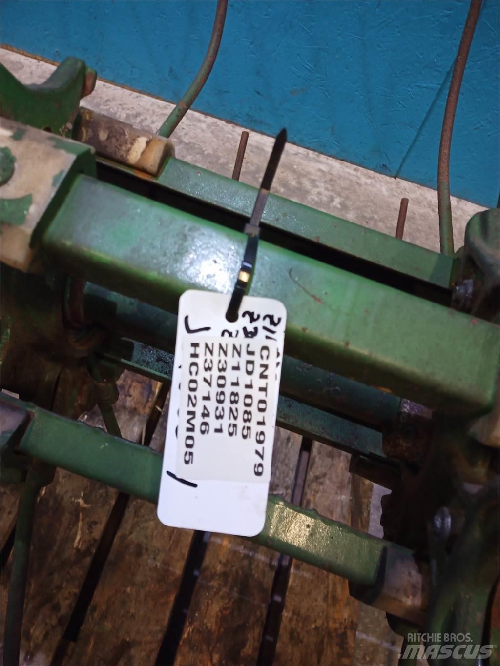 John Deere 1085 Acessórios de ceifeiras debulhadoras
