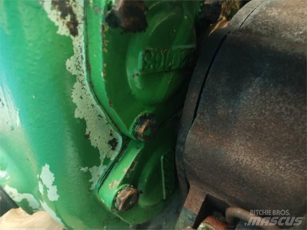 John Deere 1177 Transmissão
