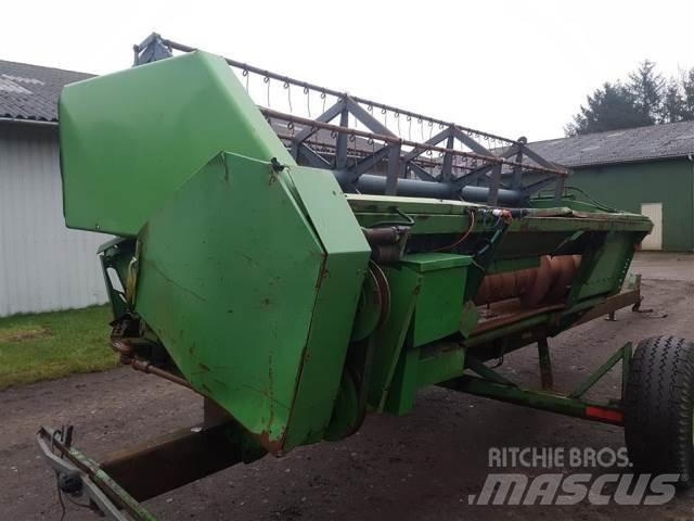 John Deere 14 Acessórios de ceifeiras debulhadoras