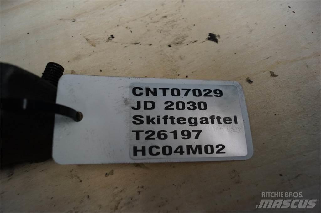 John Deere 2030 Transmissão