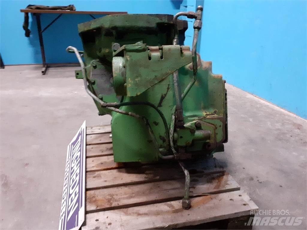 John Deere 2040 Transmissão