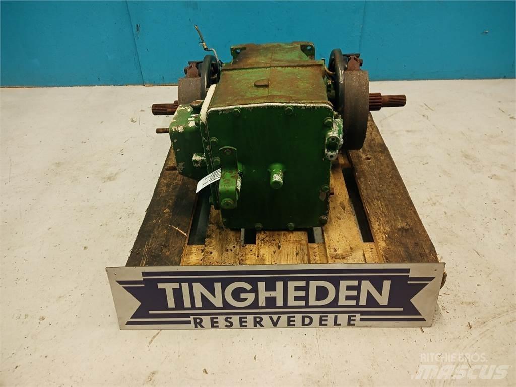 John Deere 2054 Transmissão