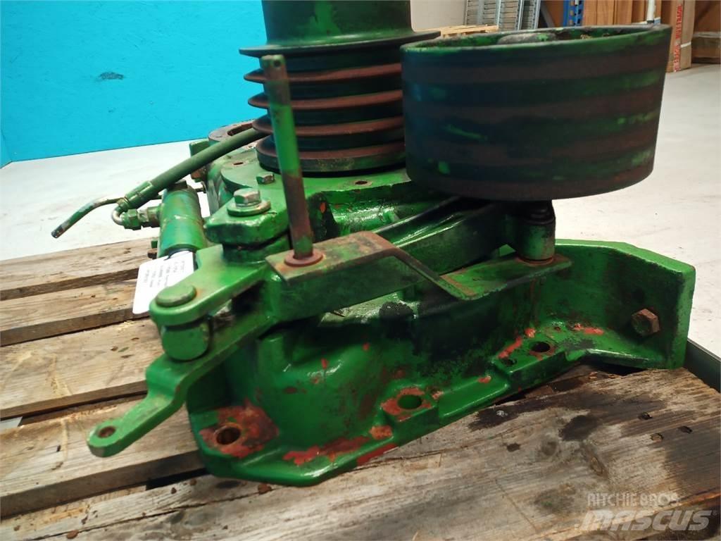 John Deere 2054 Transmissão