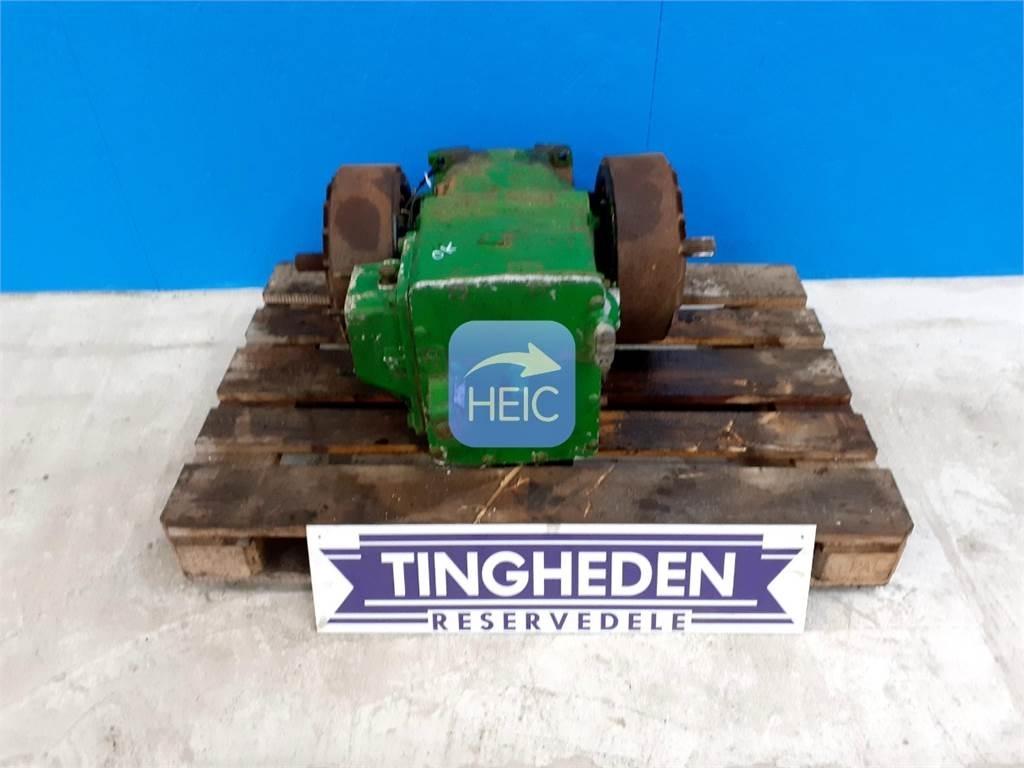 John Deere 2054 Transmissão