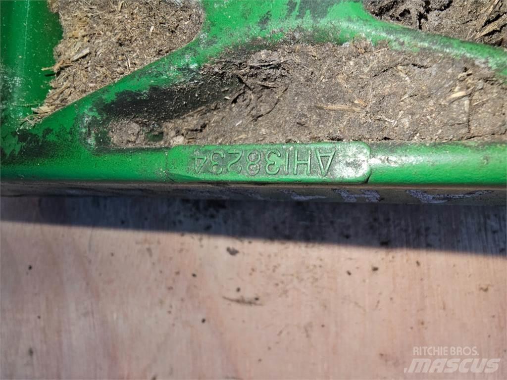 John Deere 2054 Espalhadores de areia e sal