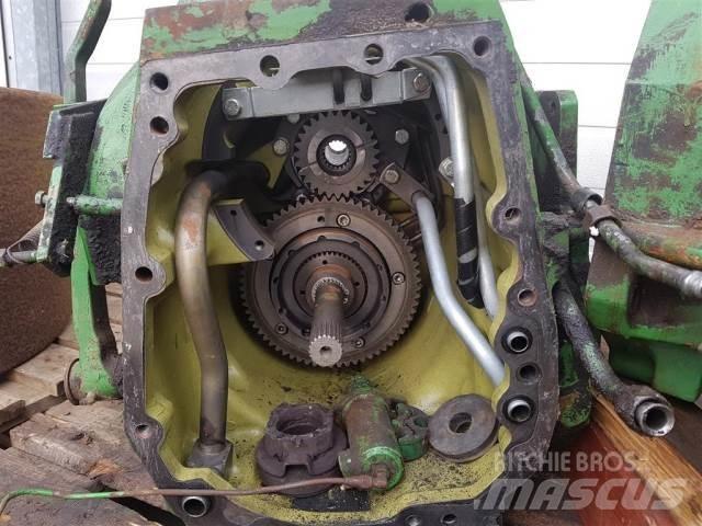 John Deere 2140 Transmissão