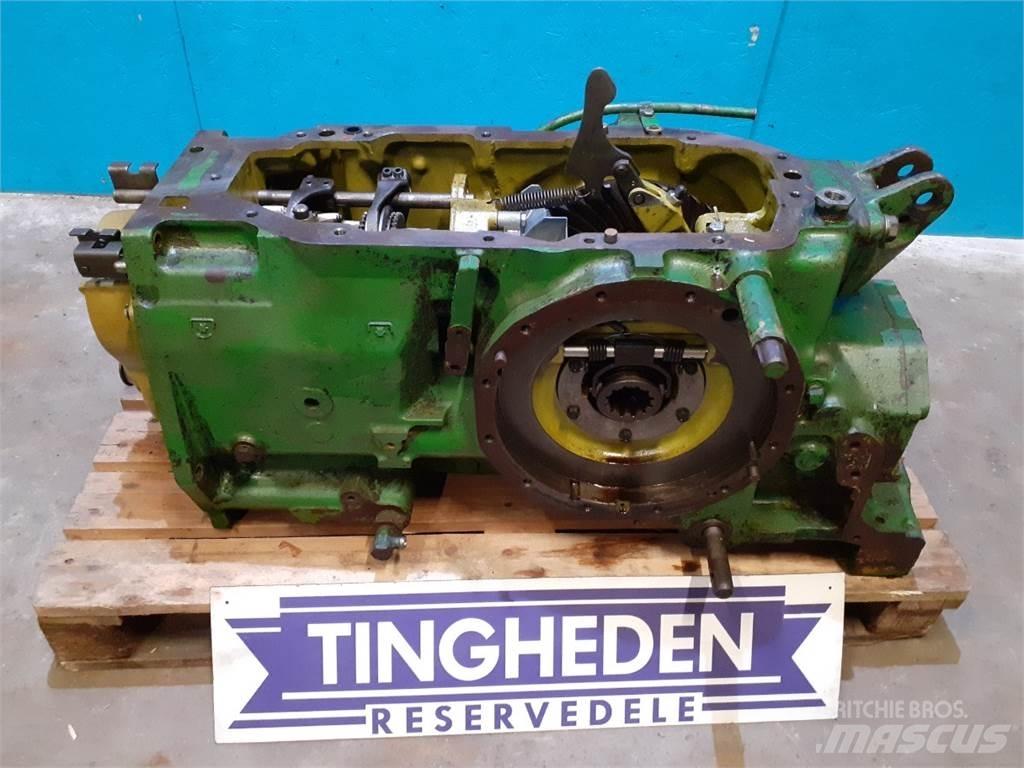 John Deere 2140 Transmissão