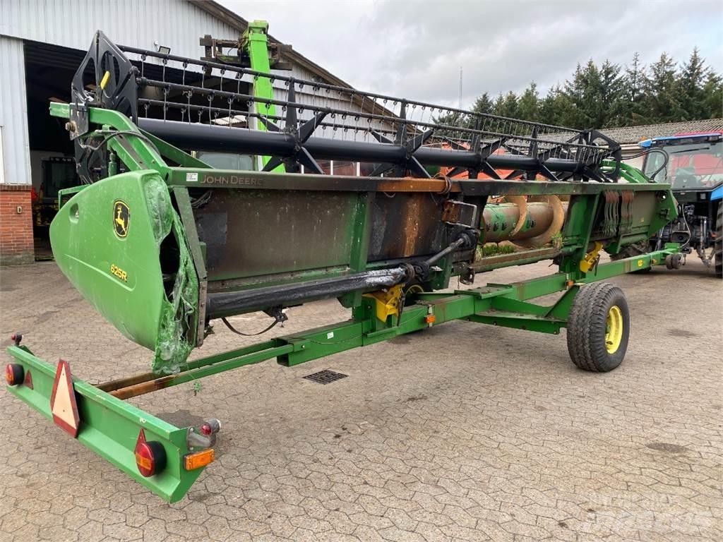 John Deere 25 Acessórios de ceifeiras debulhadoras