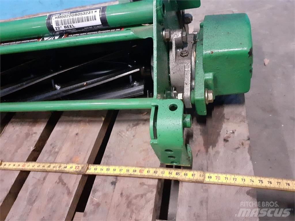 John Deere 2500 Corta-Relvas Robóticos
