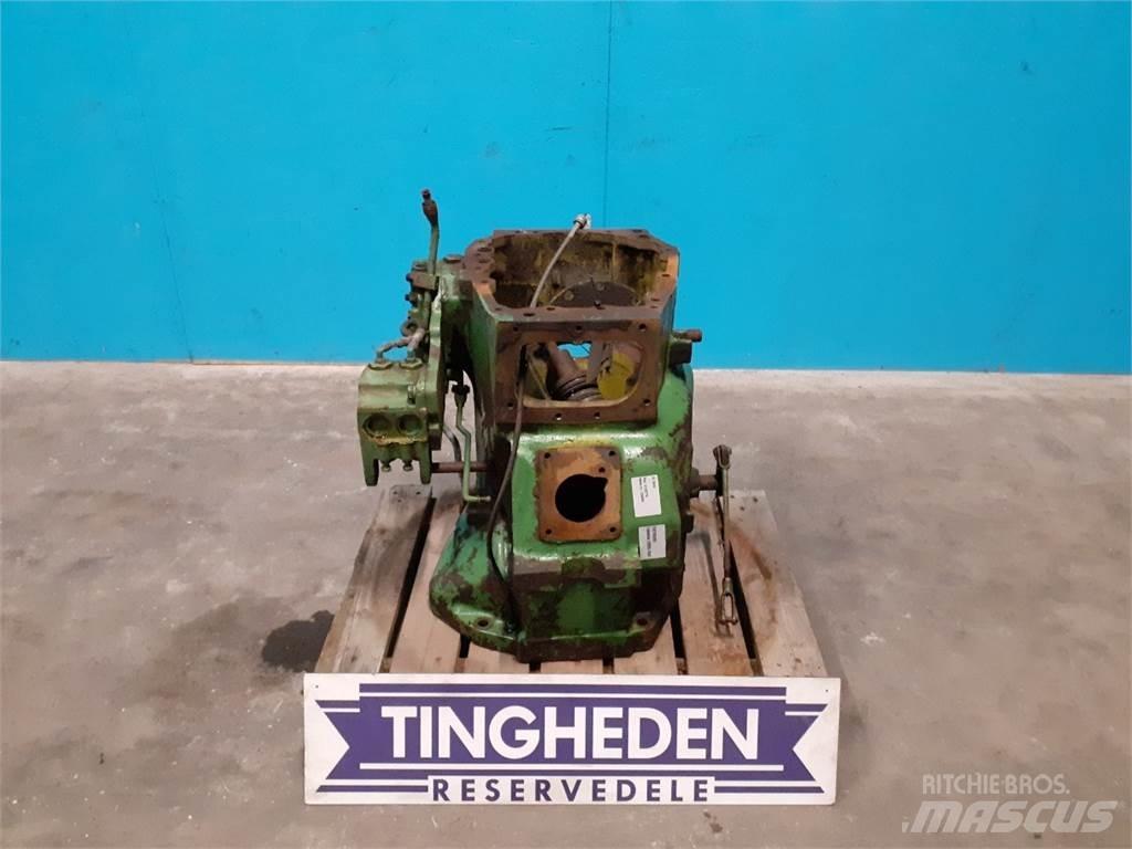 John Deere 2840 Transmissão