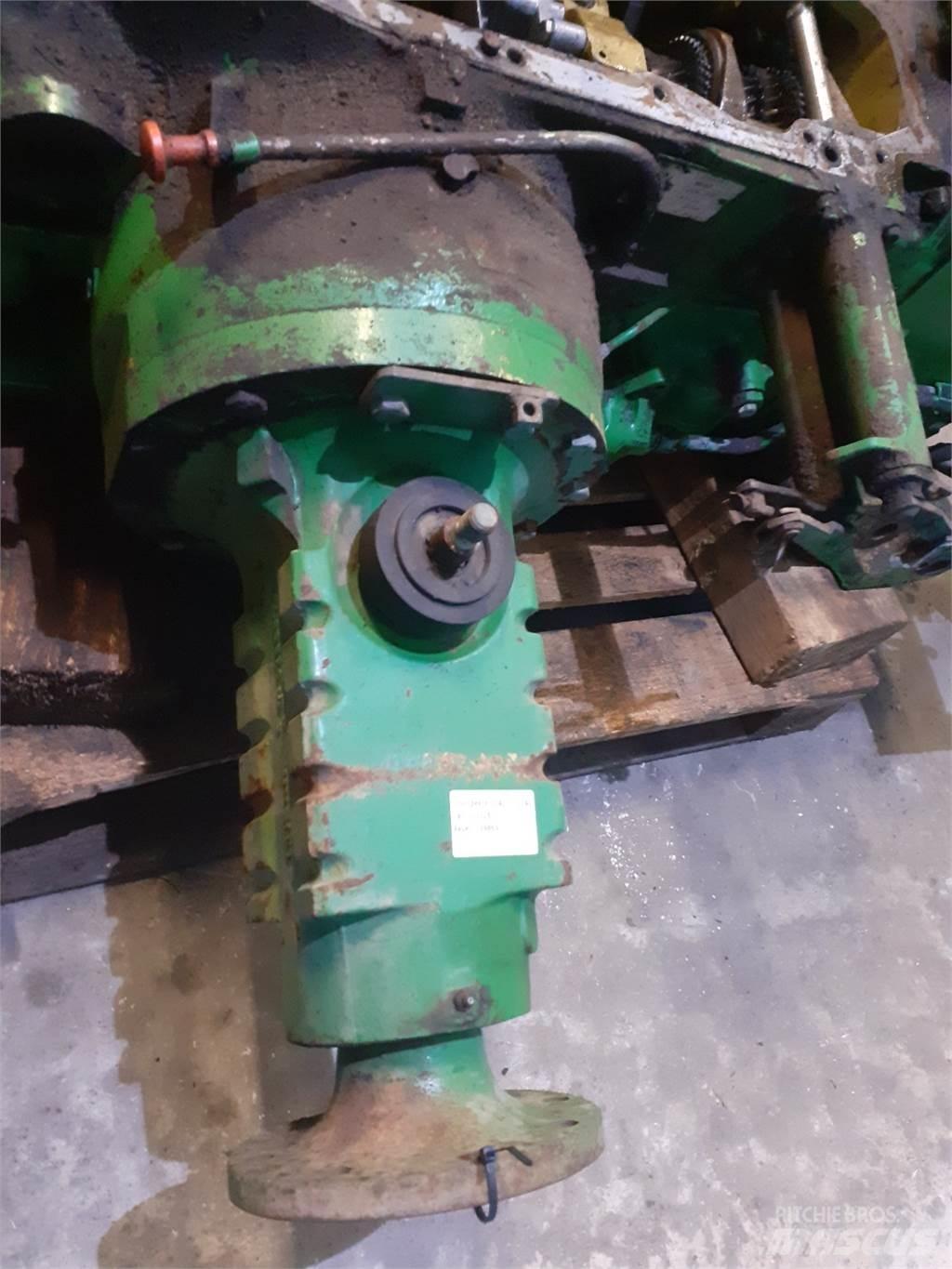 John Deere 3040 Transmissão