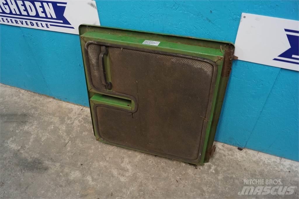 John Deere 3040 Cabines e interior