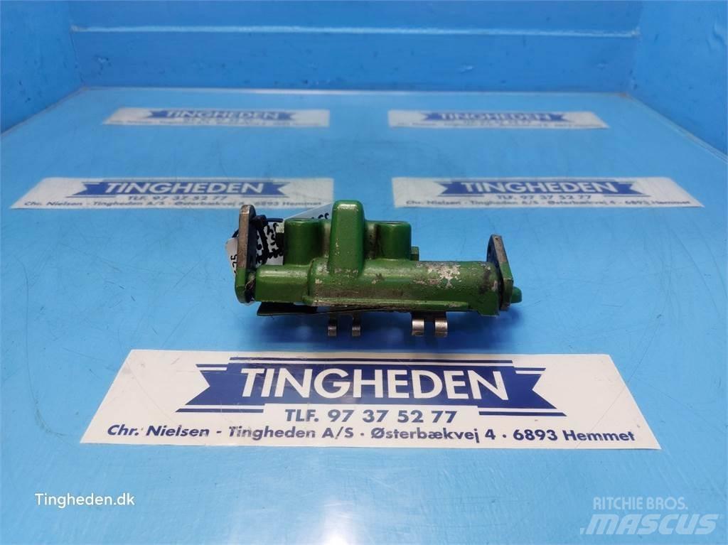 John Deere 3040 Transmissão