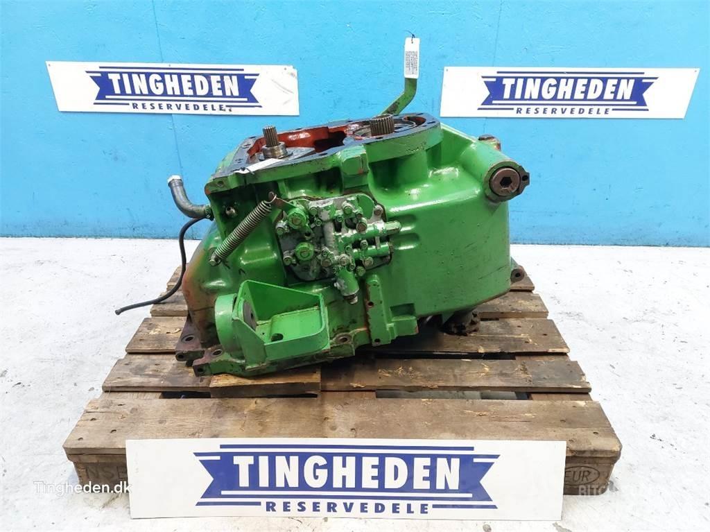 John Deere 4040S Transmissão