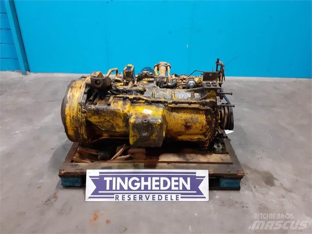 John Deere 644B Motores