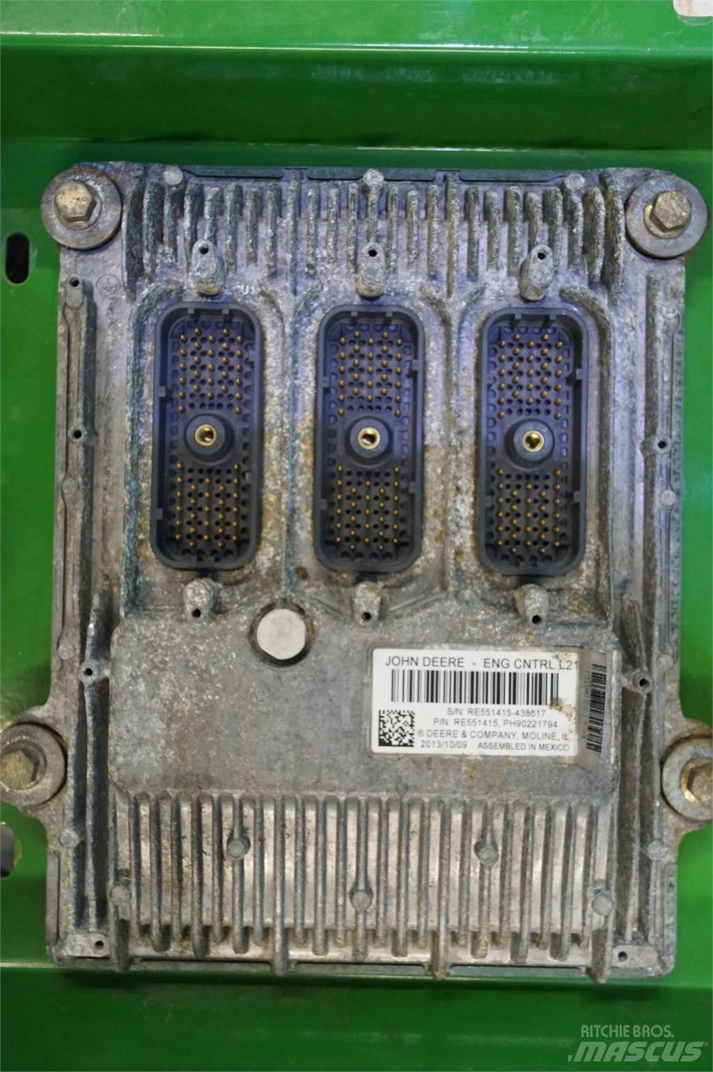 John Deere 670S Electrónica