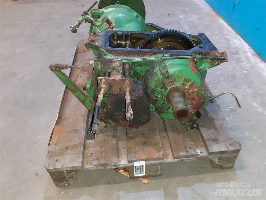 John Deere 955 Transmissão