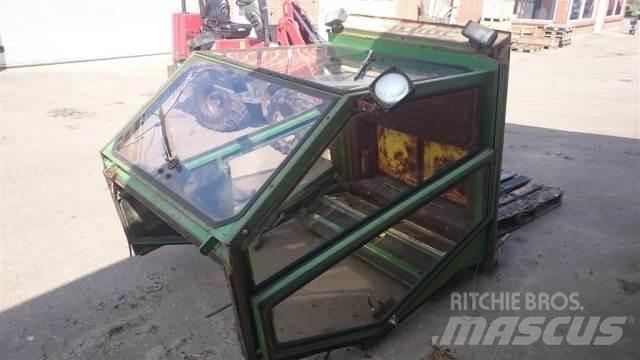 John Deere 975 Cabines e interior