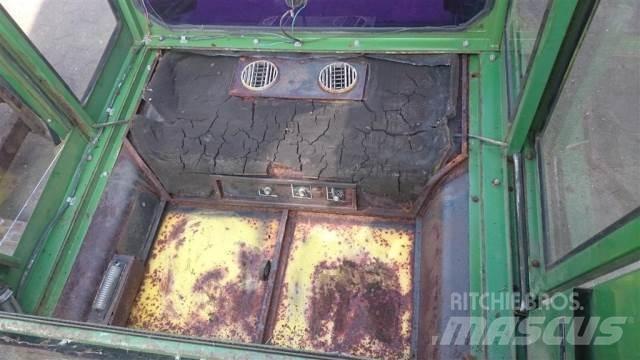 John Deere 975 Cabines e interior