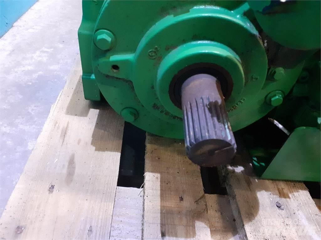 John Deere S670 Transmissão