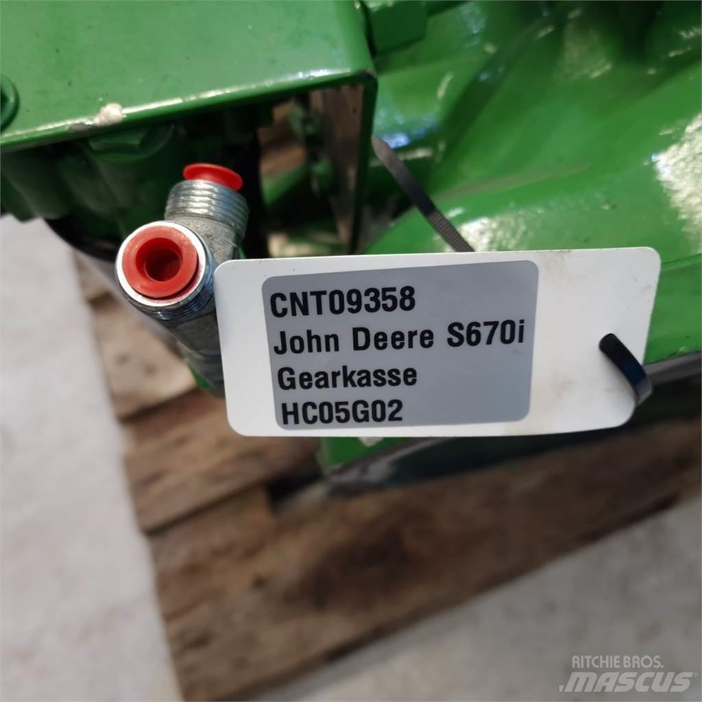 John Deere S670 Transmissão