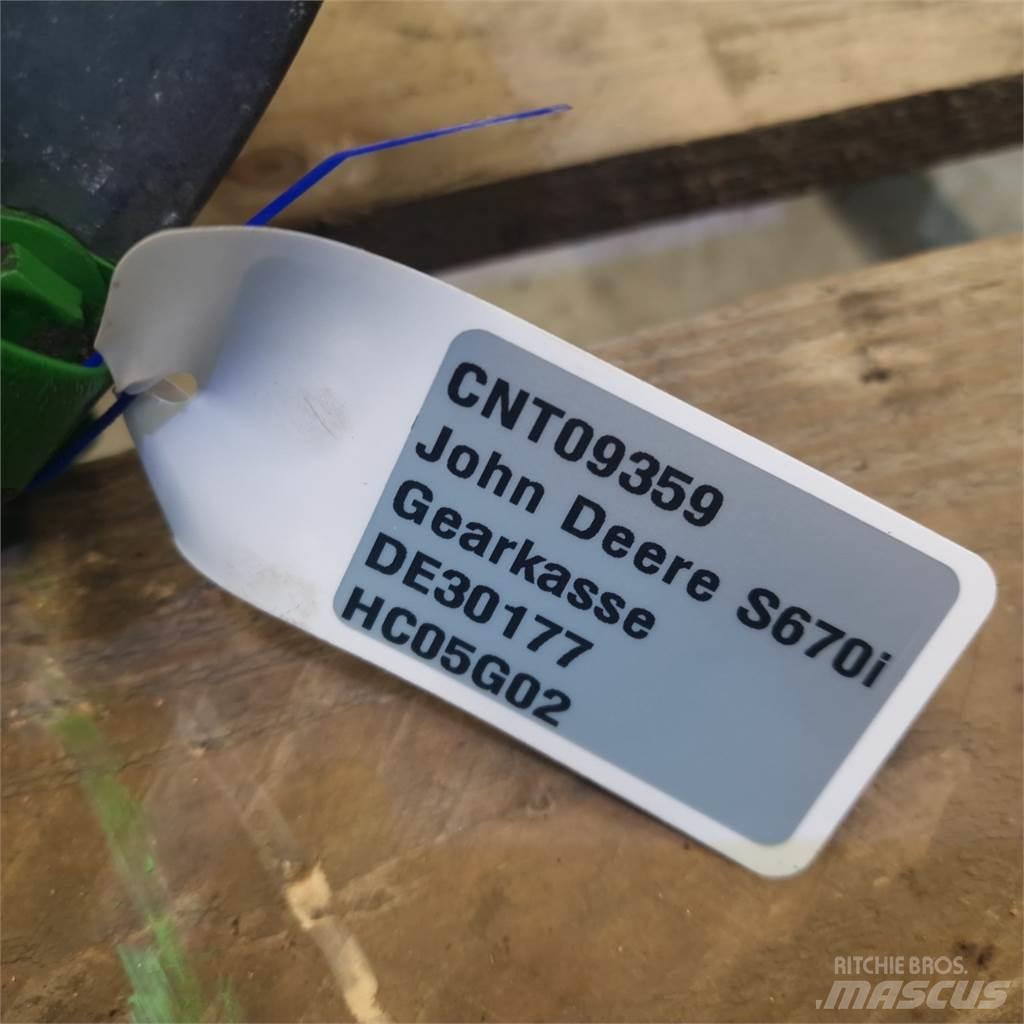 John Deere S670 Transmissão