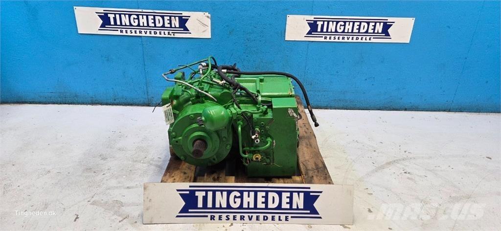 John Deere S690 Transmissão