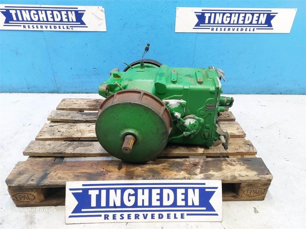 John Deere T660I Transmissão
