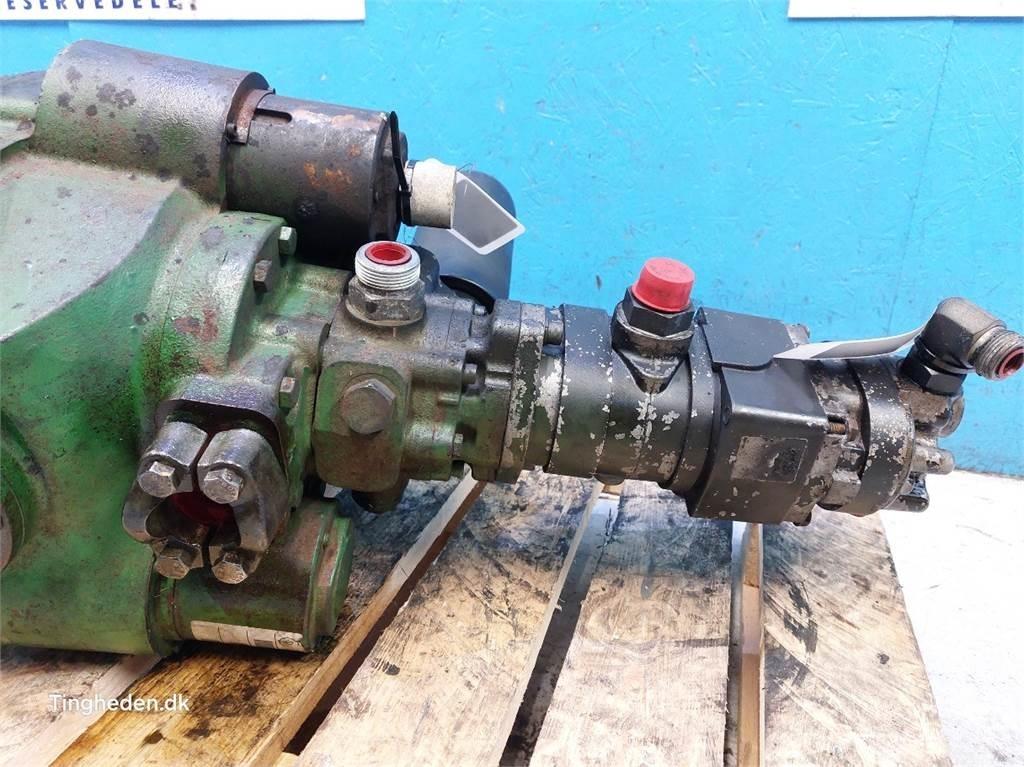 John Deere T660I Transmissão