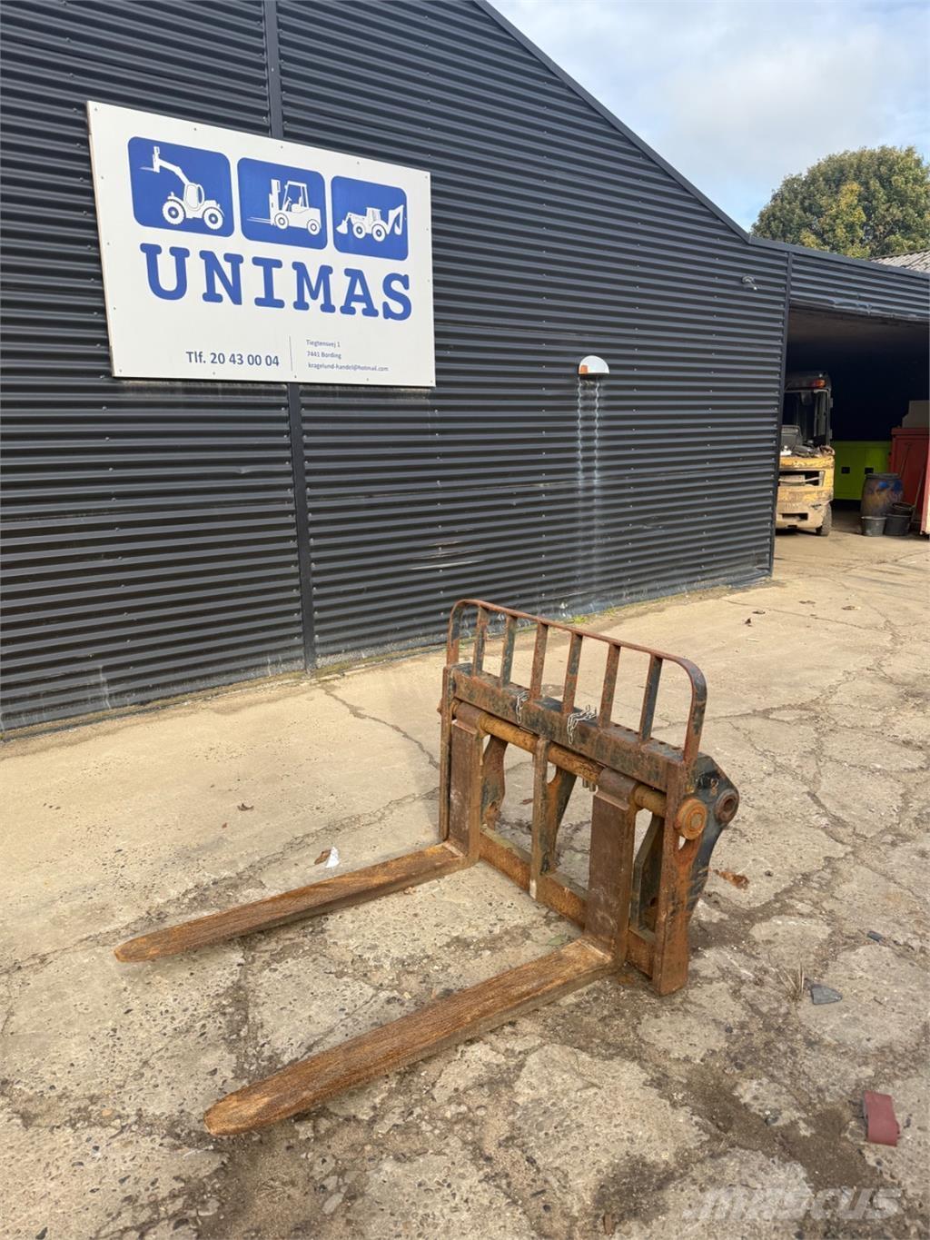 Manitou 4000kg Forquilhas