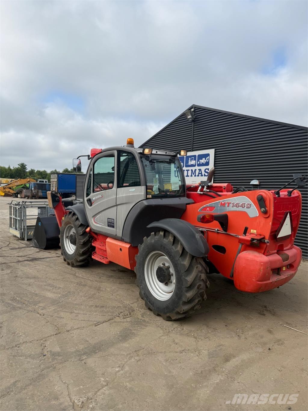 Manitou MT1440 Manipuladores telescópicos