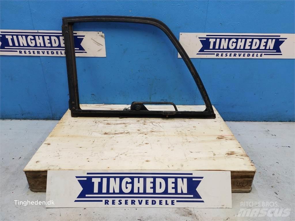 Manitou MT932 Cabines e interior máquinas construção