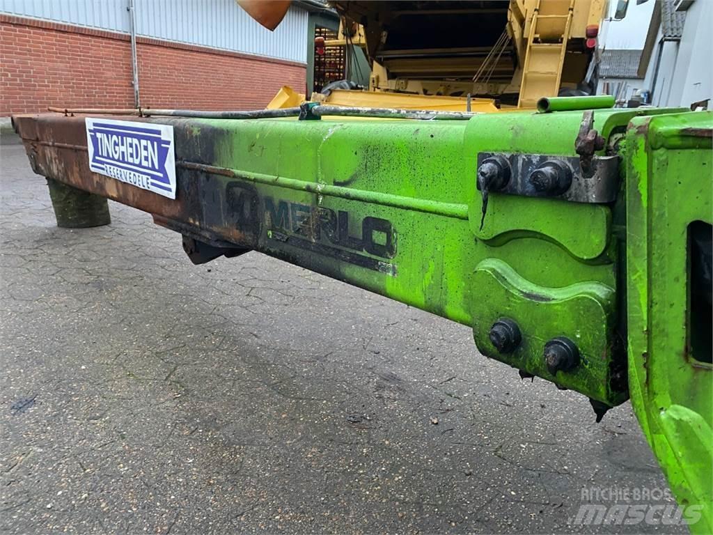 Merlo 25.6 Lanças e braços dippers