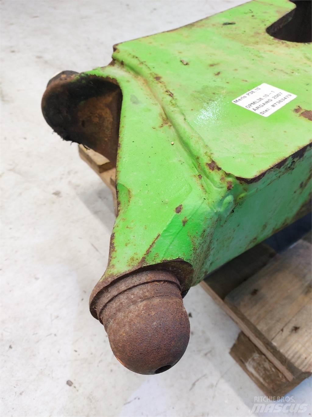 Merlo P38.10 Eixos