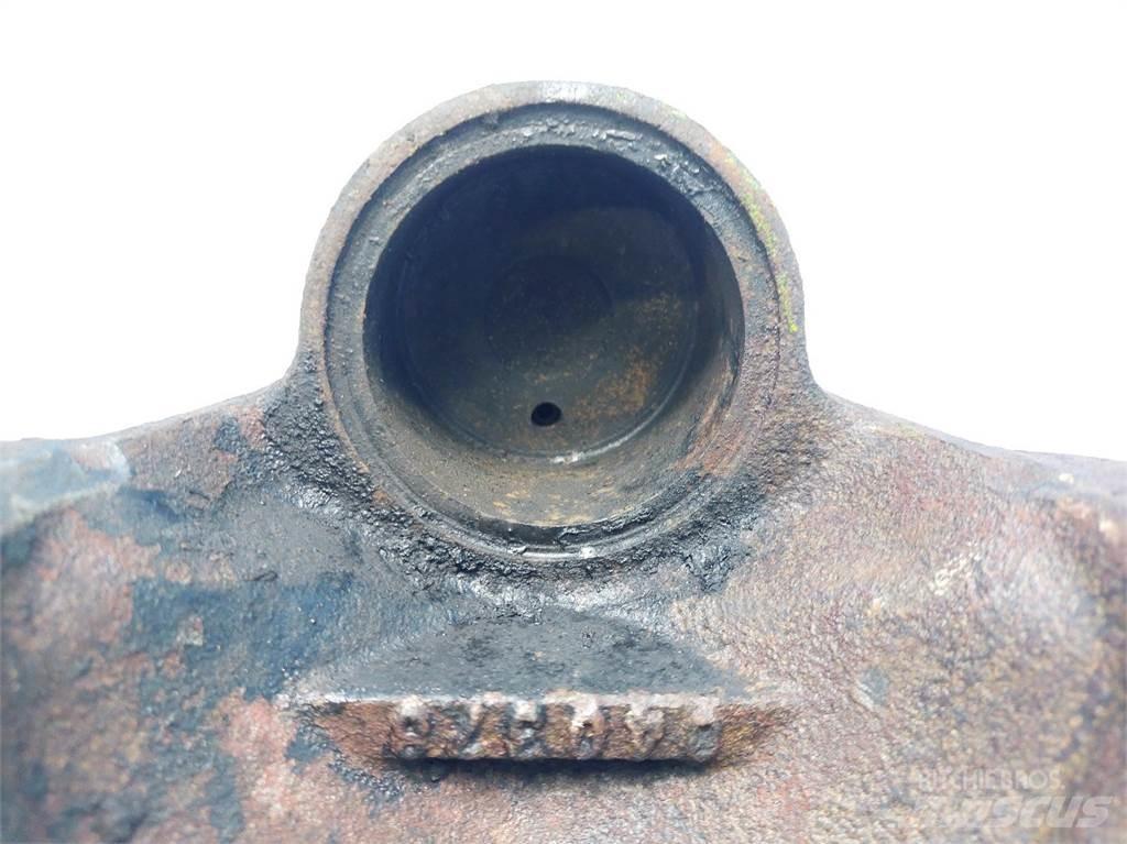 Merlo P41.7 Eixos