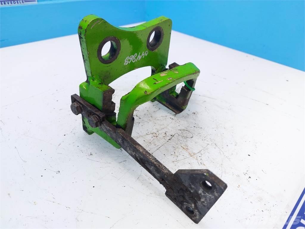 Merlo P41.7 Eixos