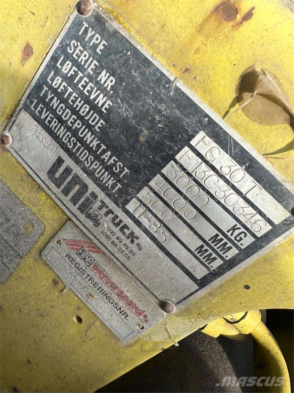 Mitsubishi FG30 Empilhadores a gás