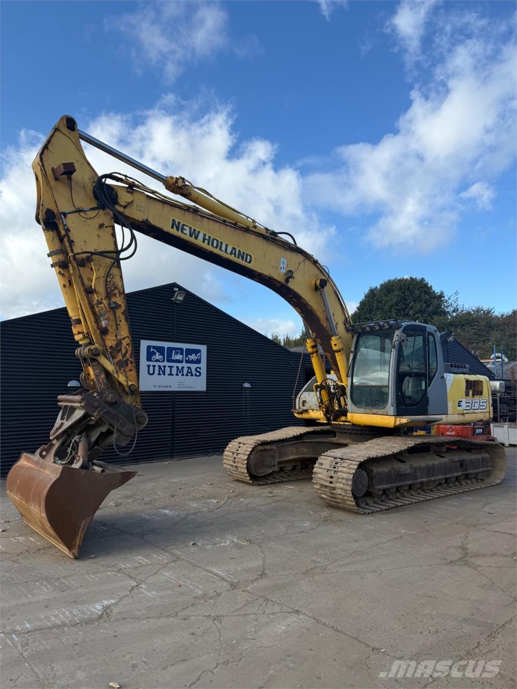 New Holland E305 Escavadoras de rastos
