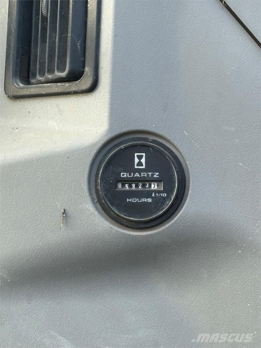 New Holland E305 Escavadoras de rastos