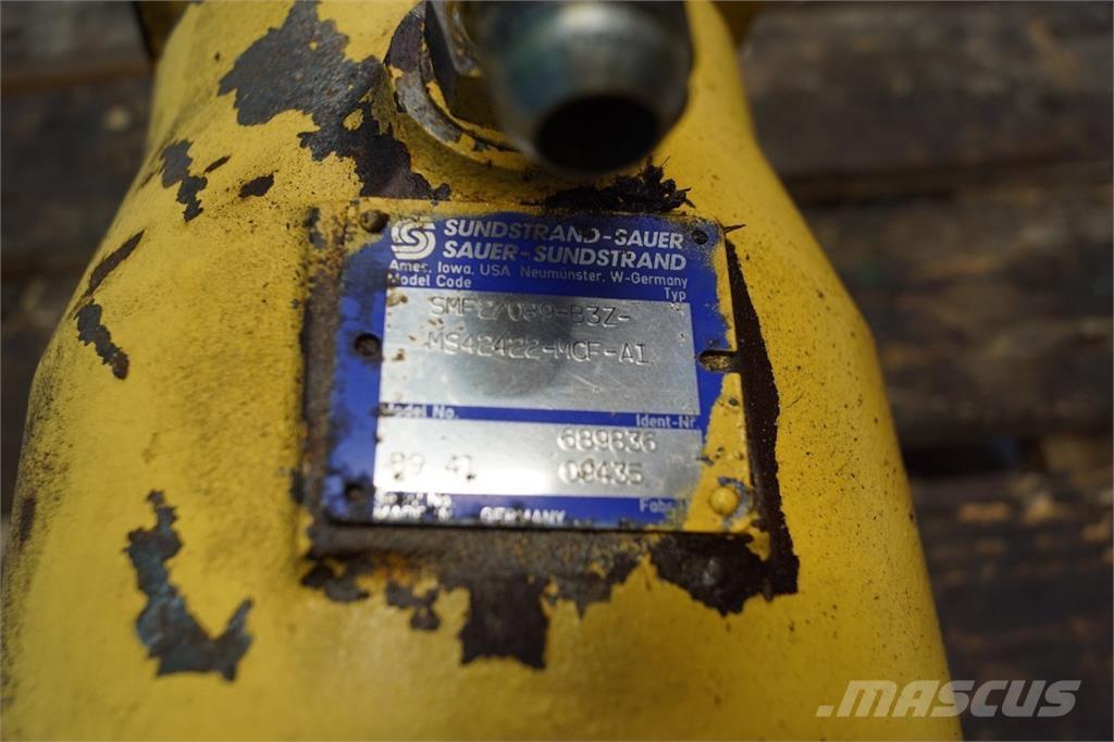 New Holland TX36 Hidráulica