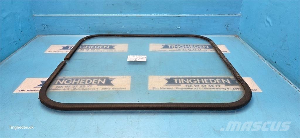 New Holland TX68 Cabines e interior