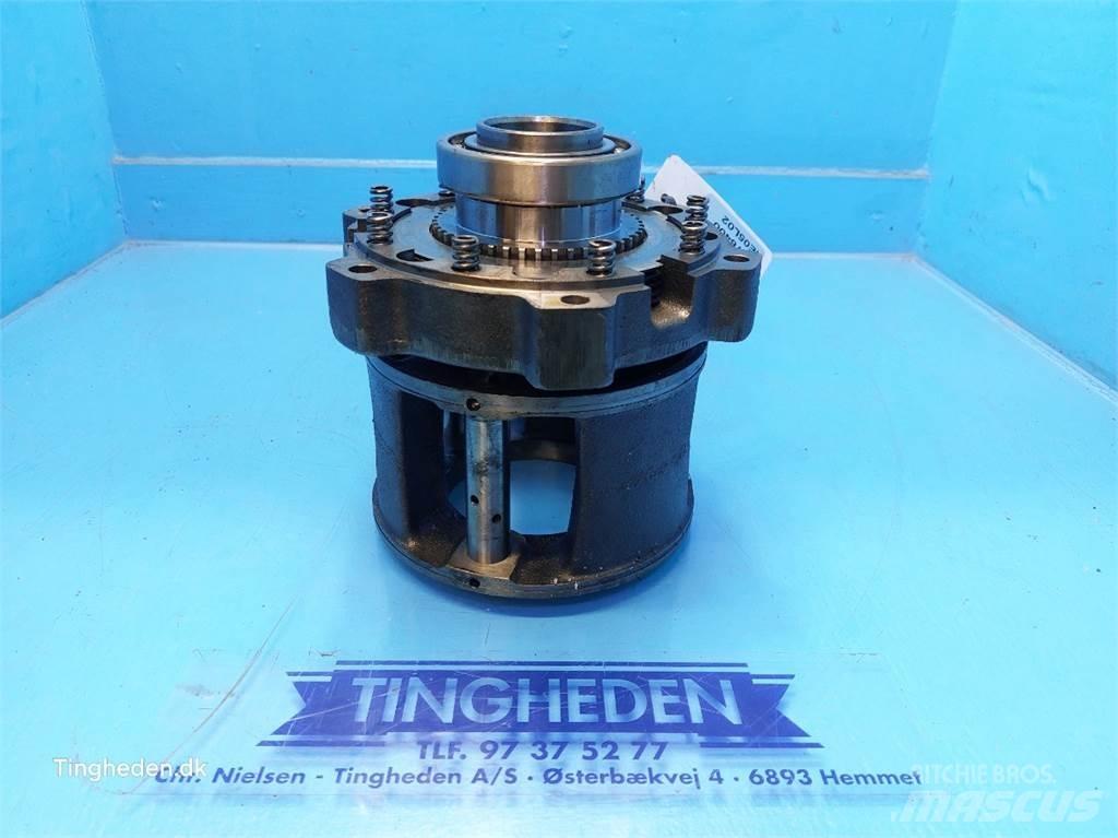 Valmet 8050 Transmissão