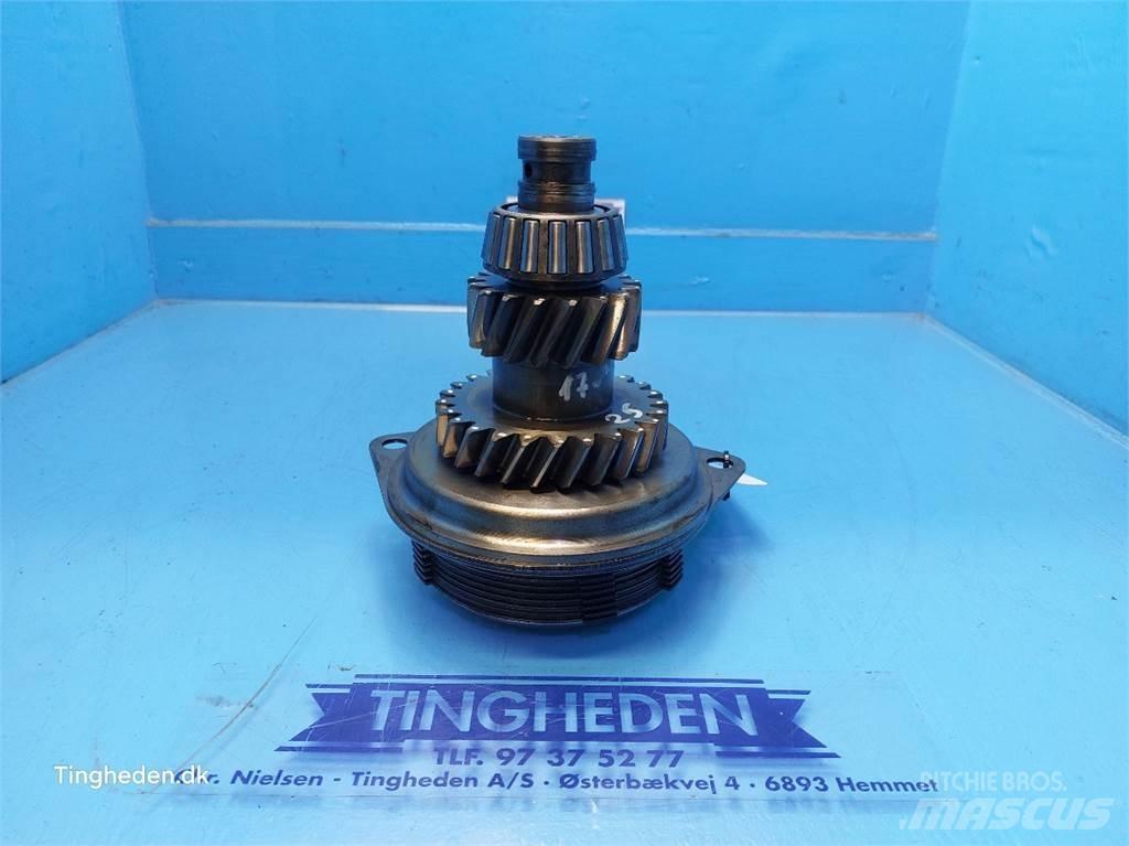 Valmet 8050 Transmissão