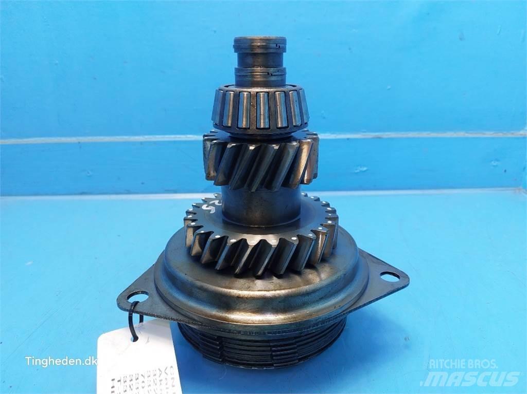 Valmet 8050 Transmissão